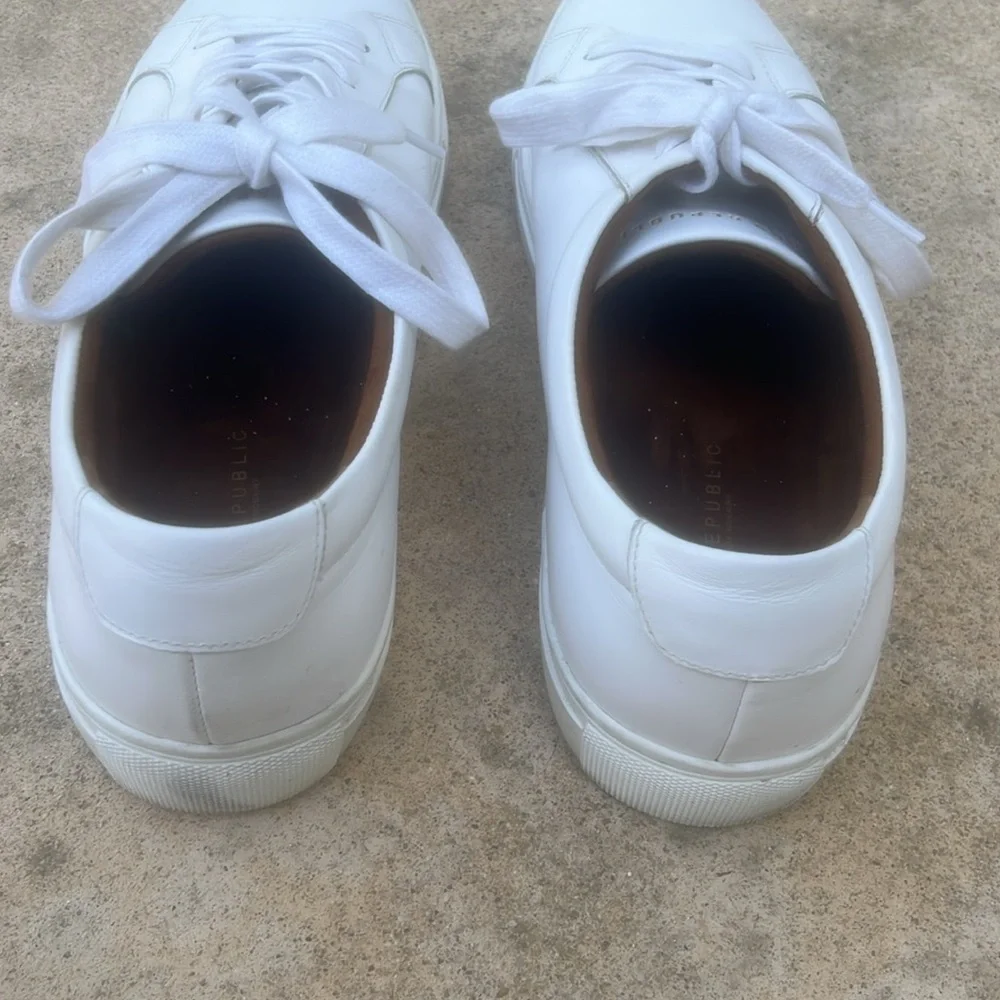 New Republic by Mark Monairy Men's White Leather Casual Sneakers Size 12